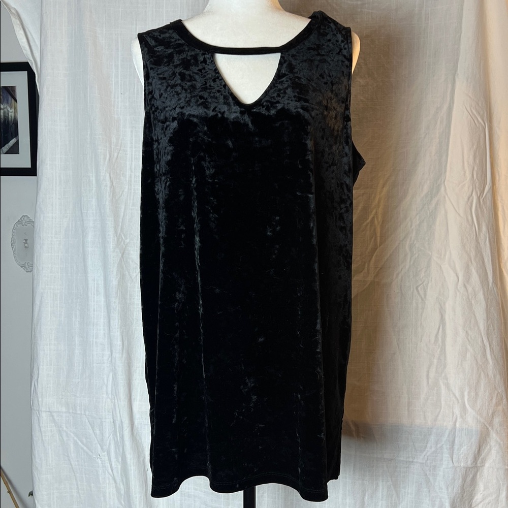 DC Jeans- Crushed Velvet Top Sleeveless V-neck